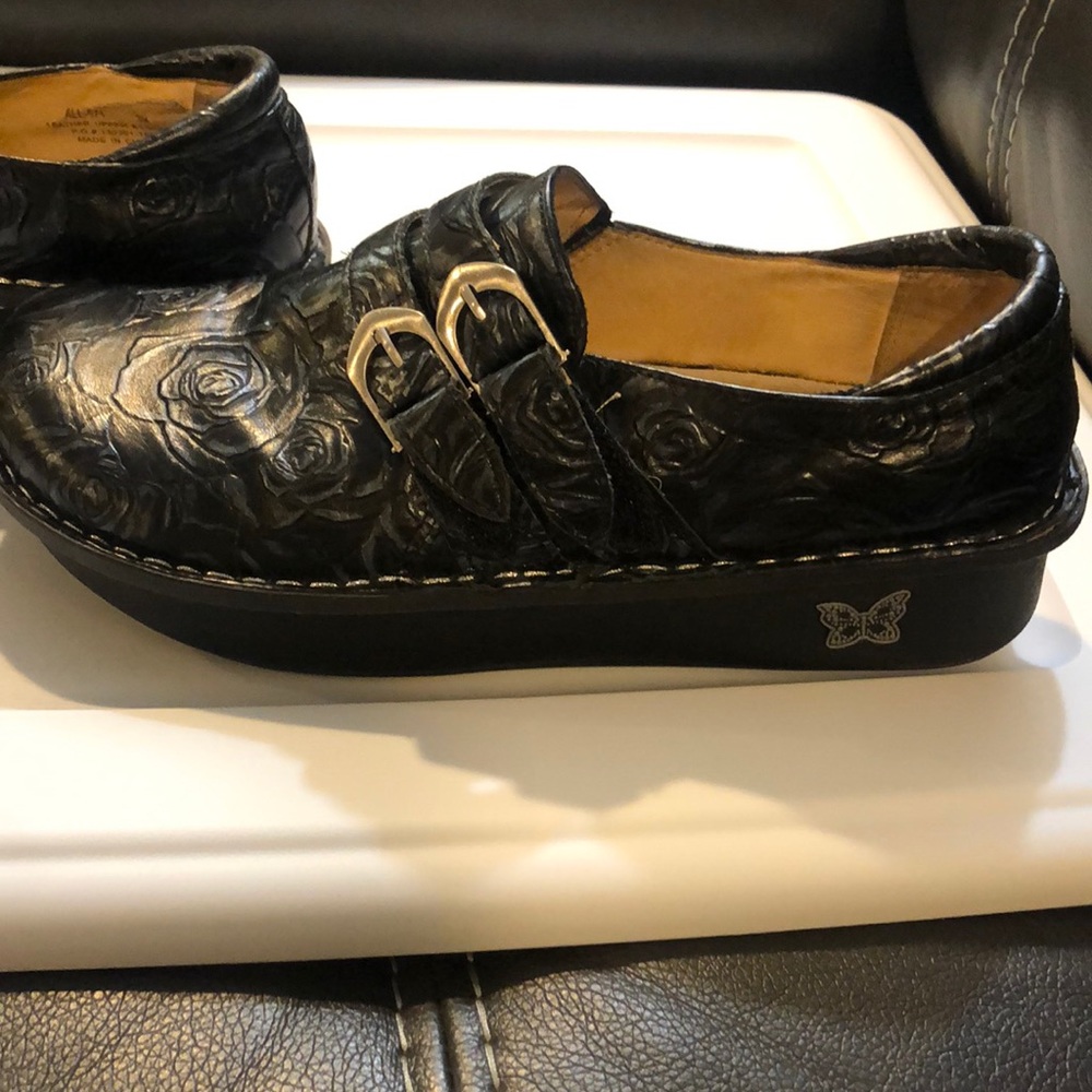 Alegria nursing shoes size 39